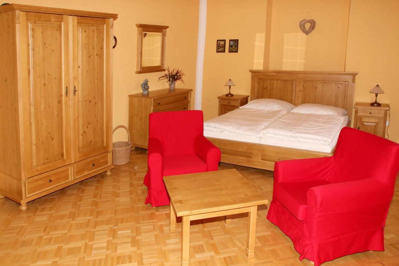 Hotel Zámek Libouň Louňovice pod Blaníkem Exteriér fotografie