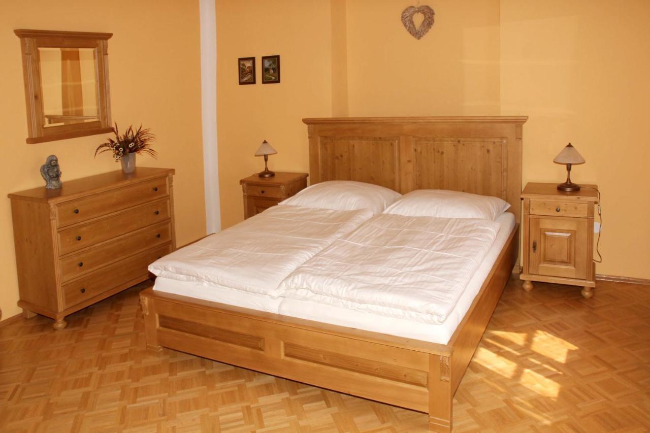 Hotel Zámek Libouň Louňovice pod Blaníkem Exteriér fotografie