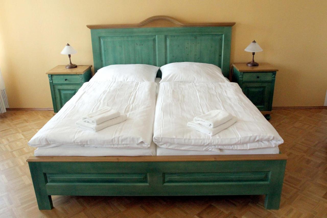 Hotel Zámek Libouň Louňovice pod Blaníkem Exteriér fotografie
