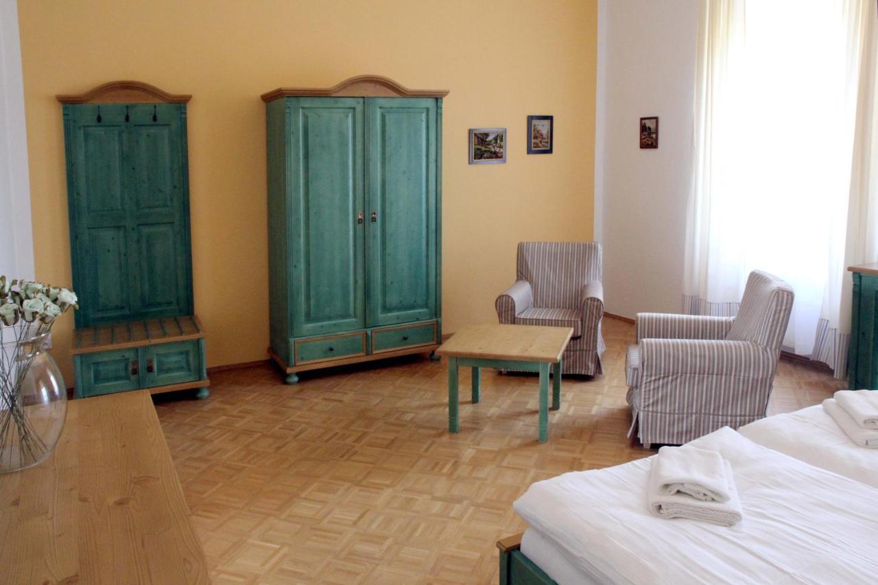 Hotel Zámek Libouň Louňovice pod Blaníkem Exteriér fotografie
