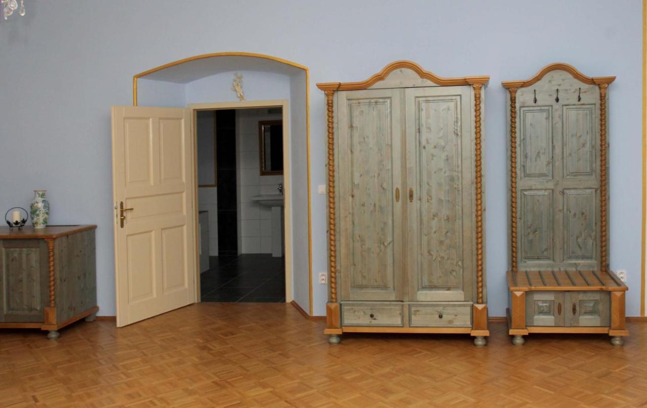 Hotel Zámek Libouň Louňovice pod Blaníkem Exteriér fotografie